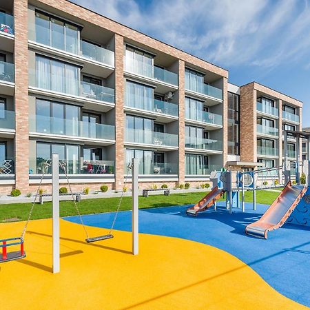 Apartament Biala Perla Z Garazem 3 C Perlowa Przystan - Holiday City Kolobrzeg Ngoại thất bức ảnh