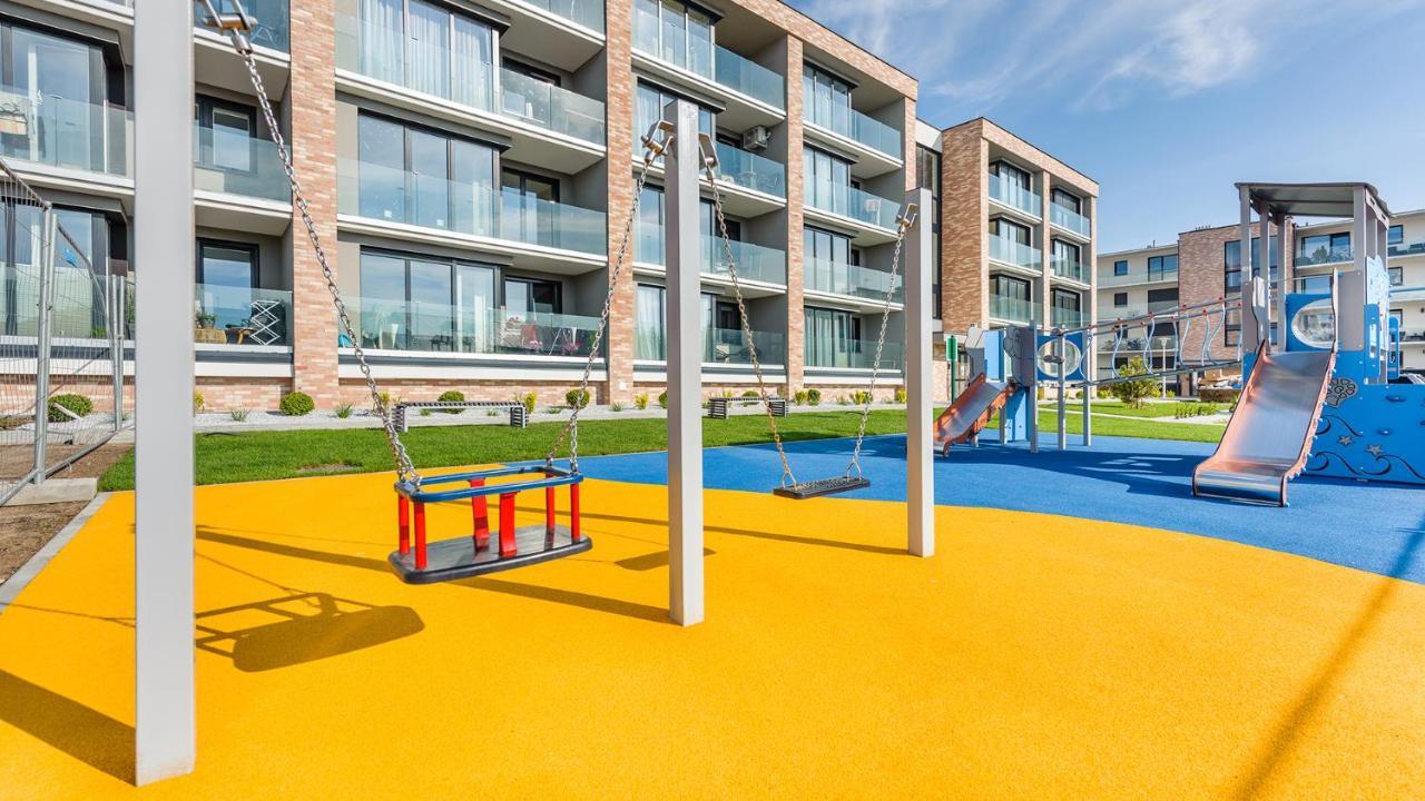 Apartament Biala Perla Z Garazem 3 C Perlowa Przystan - Holiday City Kolobrzeg Ngoại thất bức ảnh