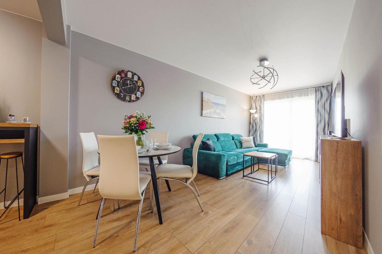 Apartament Biala Perla Z Garazem 3 C Perlowa Przystan - Holiday City Kolobrzeg Ngoại thất bức ảnh